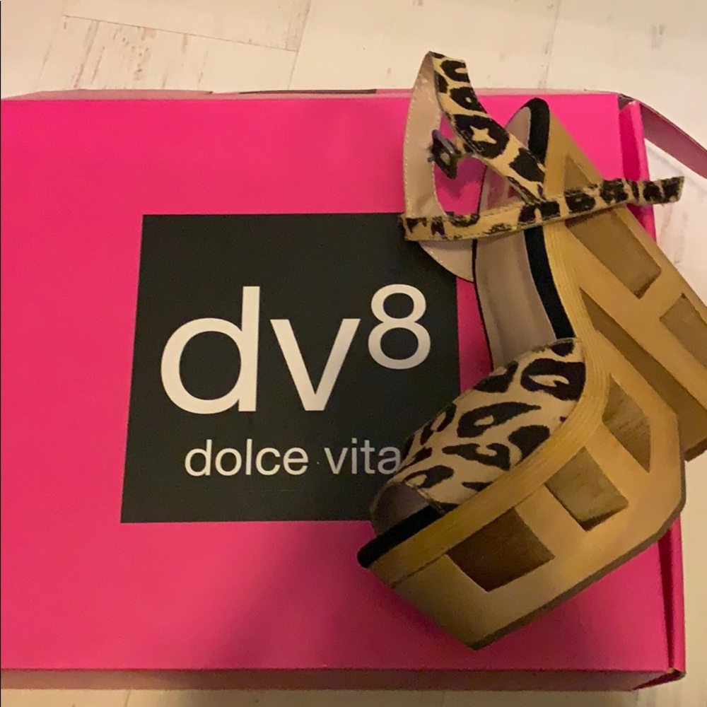 Dolce vita leopard wedges